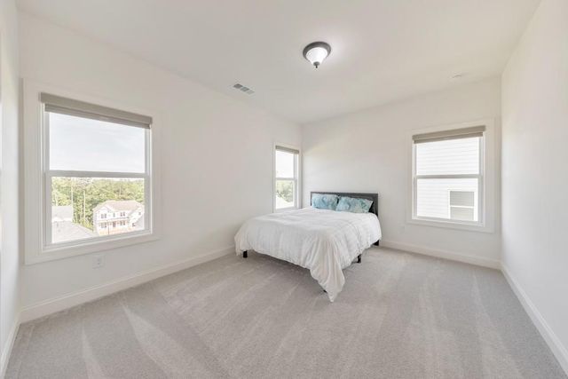 934 Keystone Drive, Woodstock, GA 30188