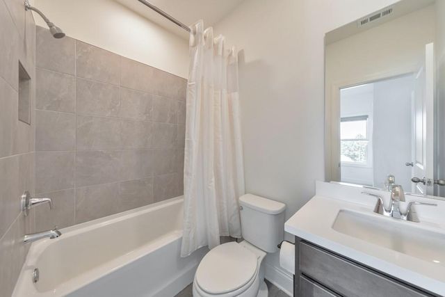 934 Keystone Drive, Woodstock, GA 30188