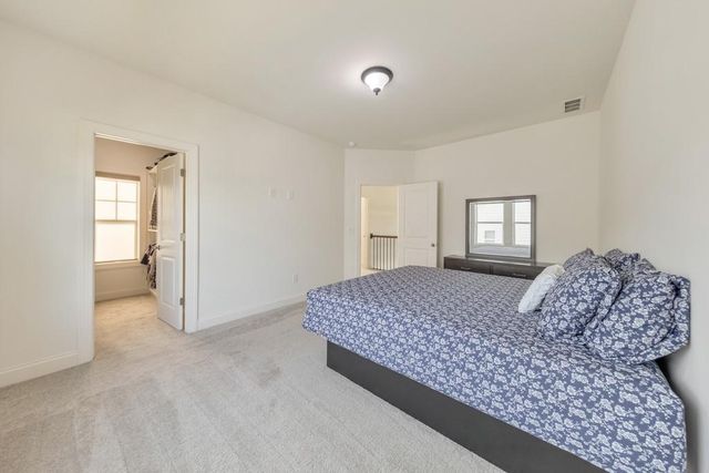 934 Keystone Drive, Woodstock, GA 30188