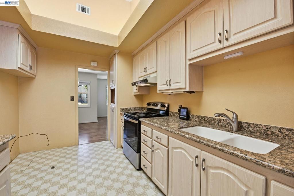 Image 11 of property listing at 349 Lemarc Street, Fremont, CA 94539