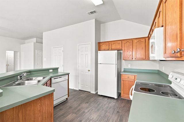 625 Jamie Lane, Mansfield, TX 76063
