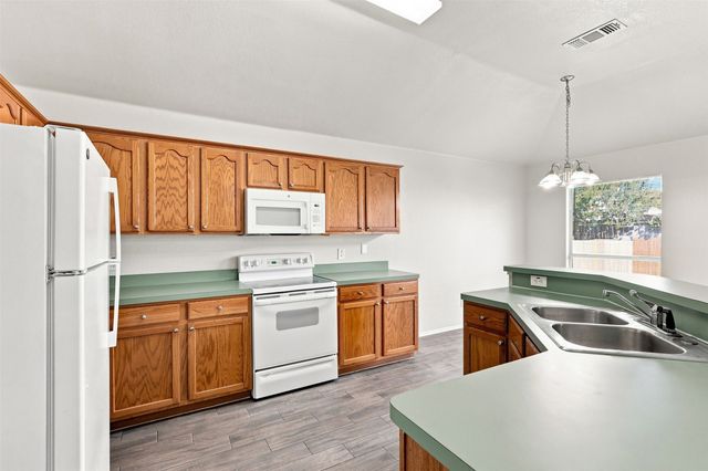 625 Jamie Lane, Mansfield, TX 76063