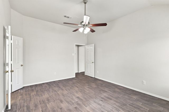 625 Jamie Lane, Mansfield, TX 76063