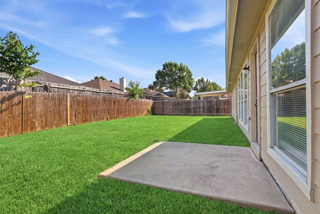 625 Jamie Lane, Mansfield, TX 76063