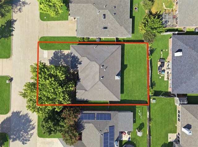 625 Jamie Lane, Mansfield, TX 76063