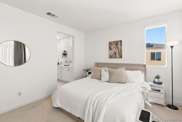 5310 Seacliff Pl 13, San Diego, CA 92154