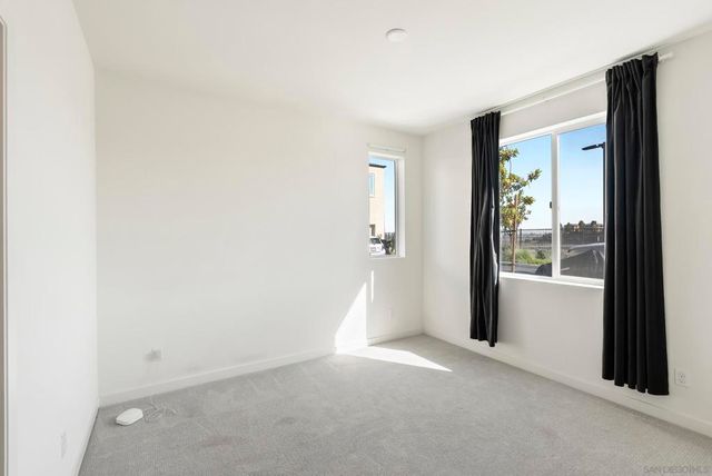 5310 Seacliff Pl 13, San Diego, CA 92154