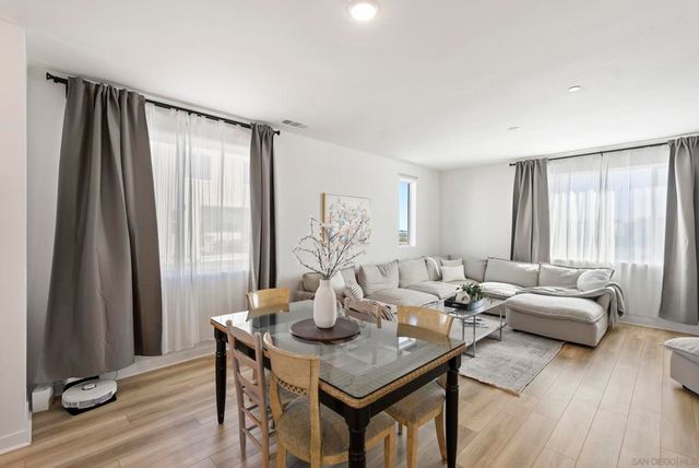 5310 Seacliff Pl 13, San Diego, CA 92154