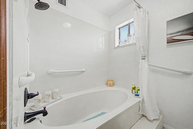 709 N LARKSPUR Street, Gilbert, AZ 85234