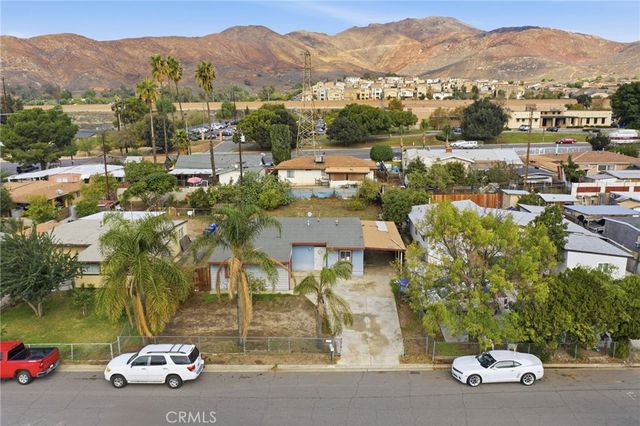 7487 Eddy, Jurupa Valley, CA 92509