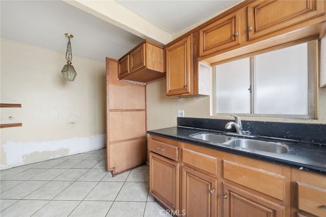 7487 Eddy, Jurupa Valley, CA 92509