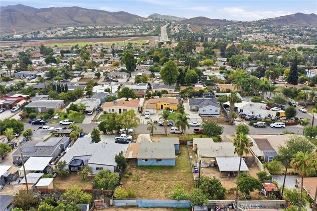 7487 Eddy, Jurupa Valley, CA 92509