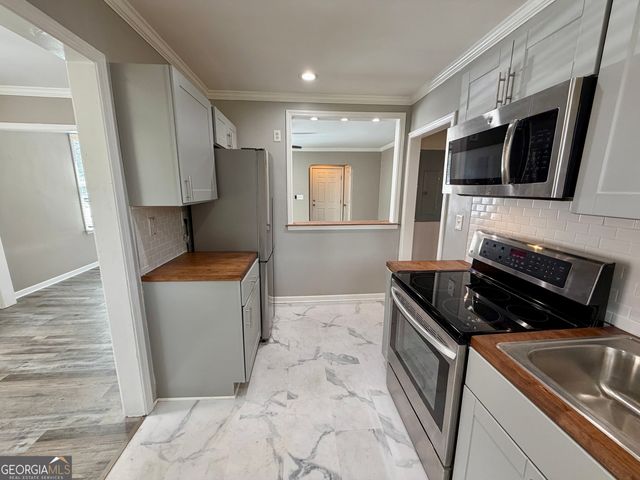 2912 Glenwood Avenue SE, Atlanta, GA 30317