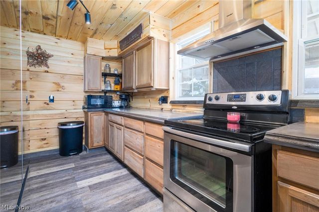 195 GILSON Avenue, Weirton, WV 26062