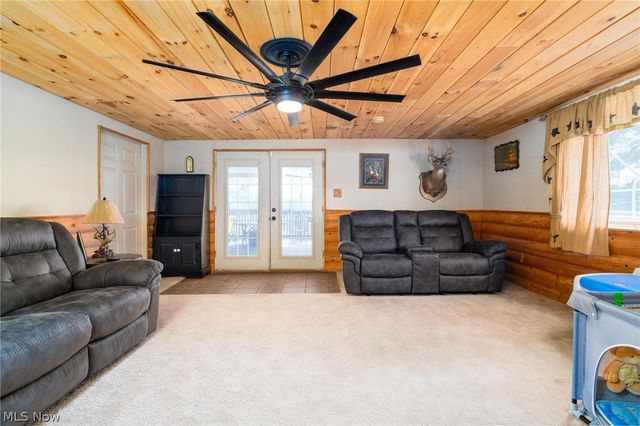 195 GILSON Avenue, Weirton, WV 26062