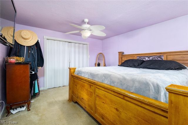 195 GILSON Avenue, Weirton, WV 26062