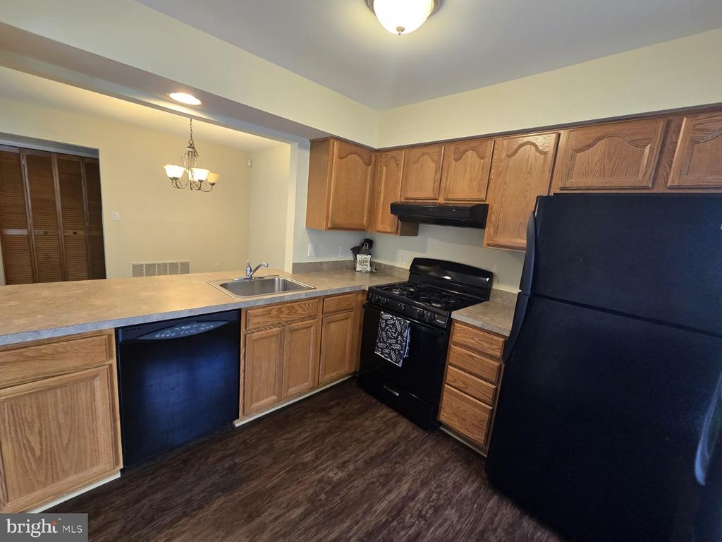 555 SHETLAND CT, SEWELL, NJ 08080 — photo 5