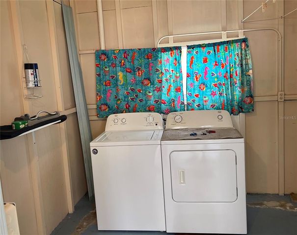 615 S GREEN CIRCLE, Venice, FL 34285