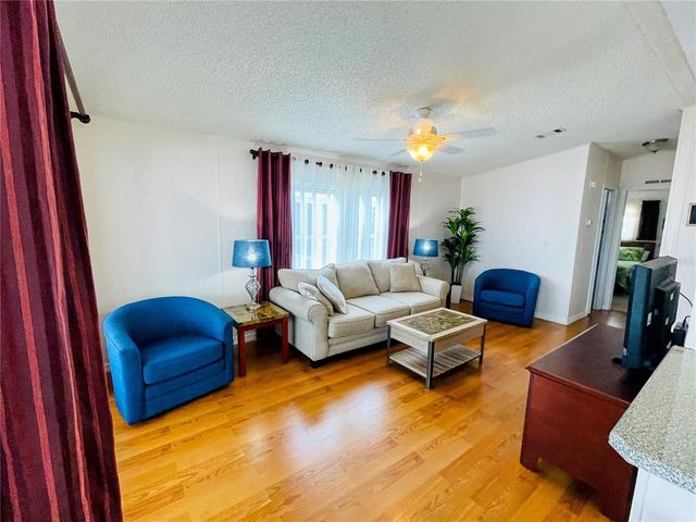 615 S GREEN CIRCLE, Venice, FL 34285