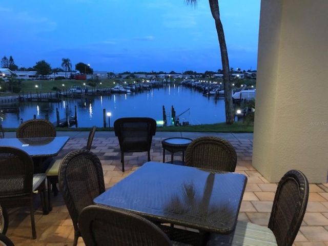 615 S GREEN CIRCLE, Venice, FL 34285