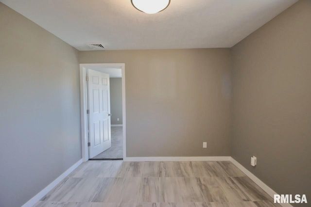 8504 W MAIN Street, Mapleton, IL 61547