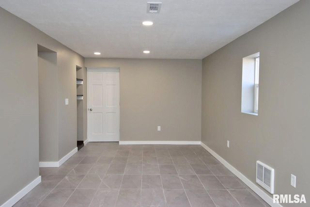 8504 W MAIN Street, Mapleton, IL 61547