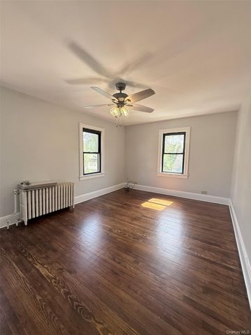 71 Longdale Avenue, White Plains, NY 10607
