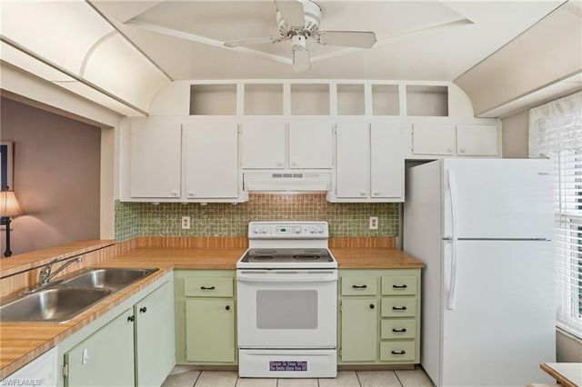 7152 Blanquilla CT # 5, Fort Myers, FL 33908