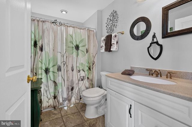 540 HAWARDEN RD, Springfield, PA 19064