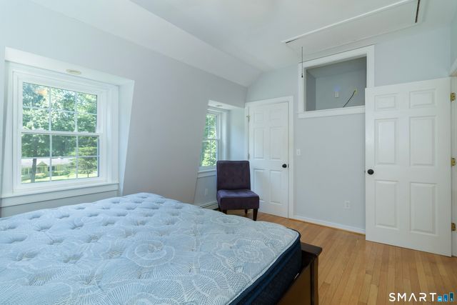 80 River Road, Clinton, CT 06413