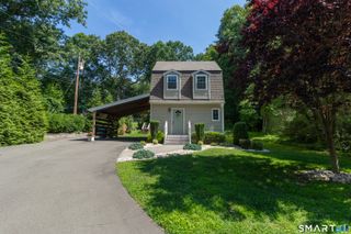 80 River Road, Clinton, CT 06413