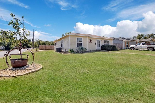701 Skelly Street, Crowley, TX 76036