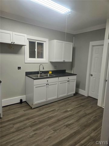 406.5 Union Place, Syracuse, NY 13208