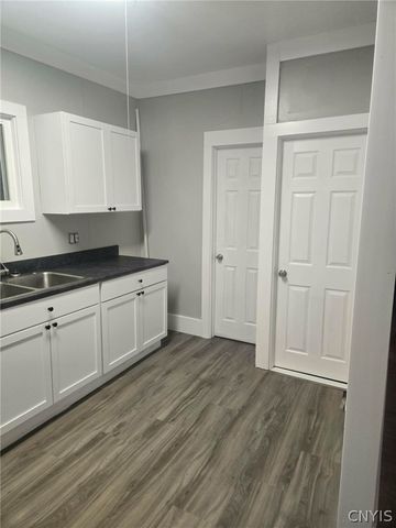406.5 Union Place, Syracuse, NY 13208