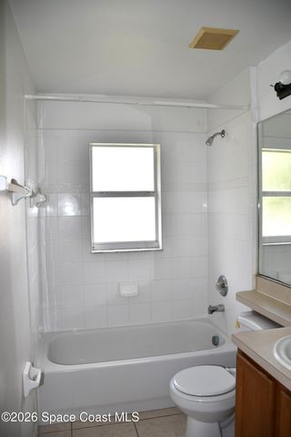 995 Black Coral Avenue NW, Palm Bay, FL 32907