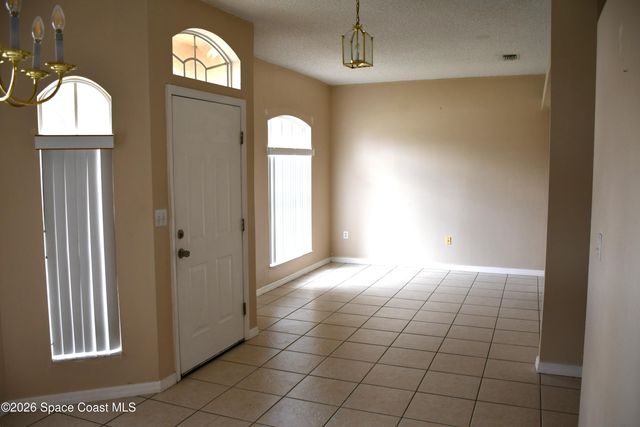 995 Black Coral Avenue NW, Palm Bay, FL 32907