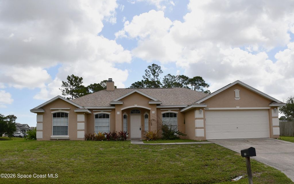 995 Black Coral Avenue NW, Palm Bay, FL 32907