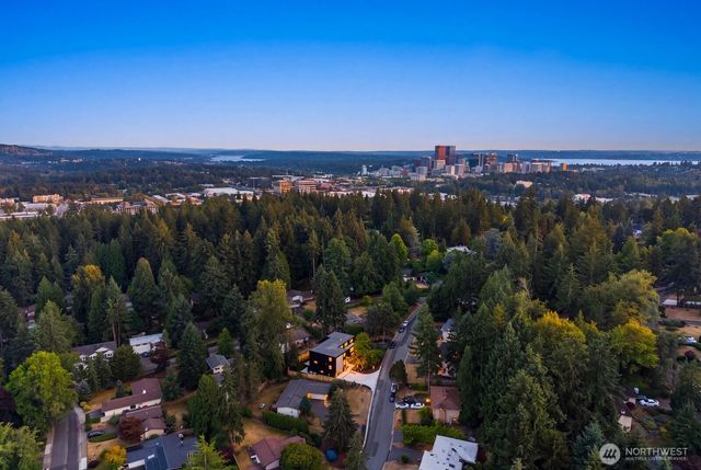 2908 129th Avenue NE, Bellevue, WA 98005