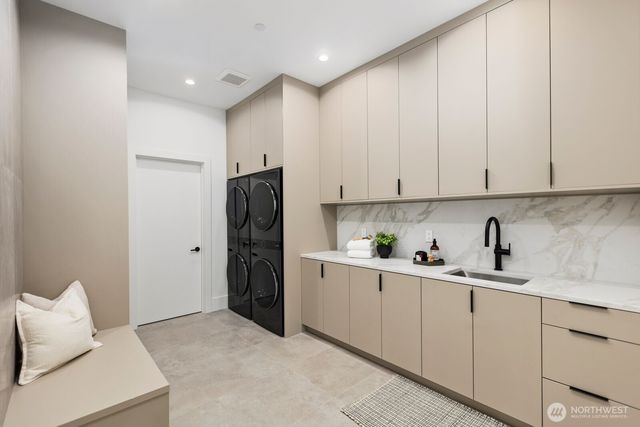 2908 129th Avenue NE, Bellevue, WA 98005