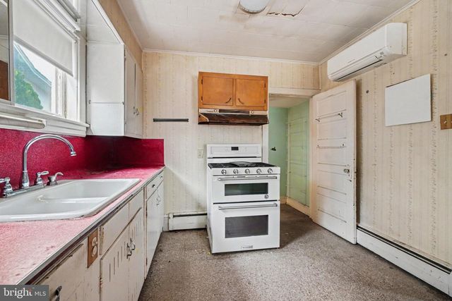 145 S 32ND ST, Camp Hill, PA 17011
