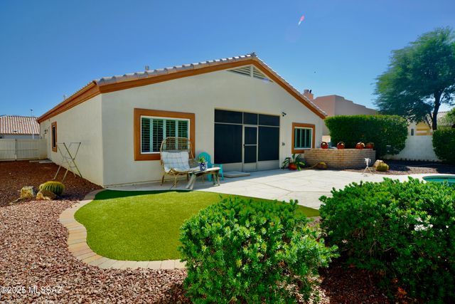 610 W Rio Teras, Green Valley, AZ 85614