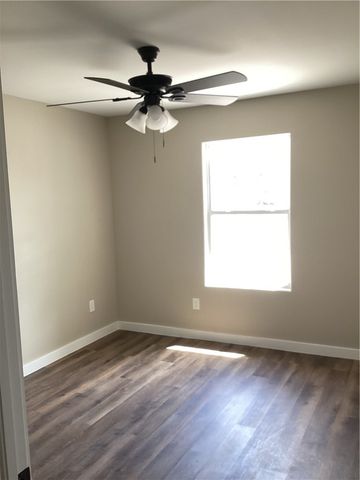 1009 Anderson Dr, Alice, TX 78332