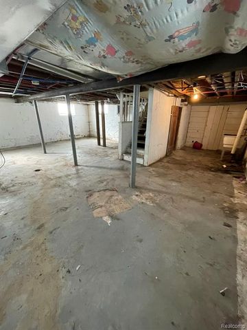 14811 Robson Street, Detroit, MI 48227