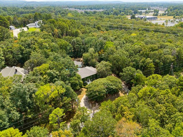 3107 Stermer, Conway, AR 72034