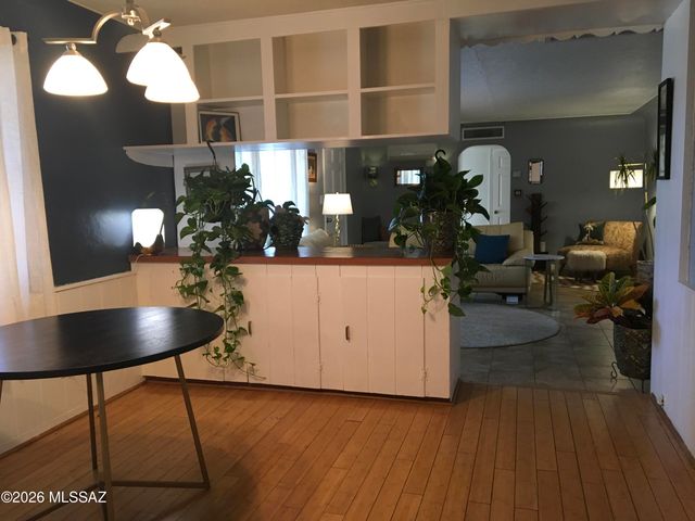 4017 E Camino De La Colina, Tucson, AZ 85711