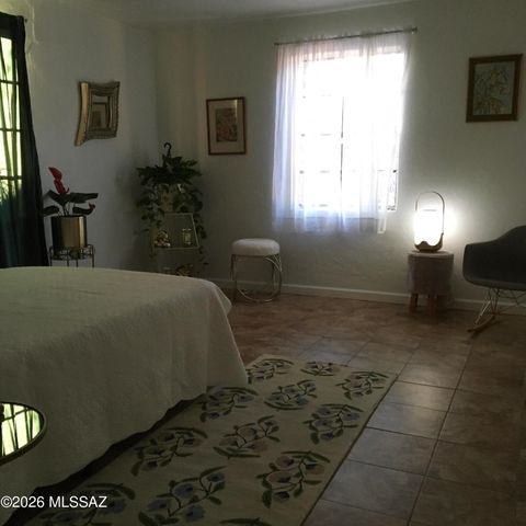 4017 E Camino De La Colina, Tucson, AZ 85711