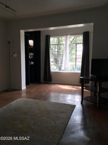 4017 E Camino De La Colina, Tucson, AZ 85711