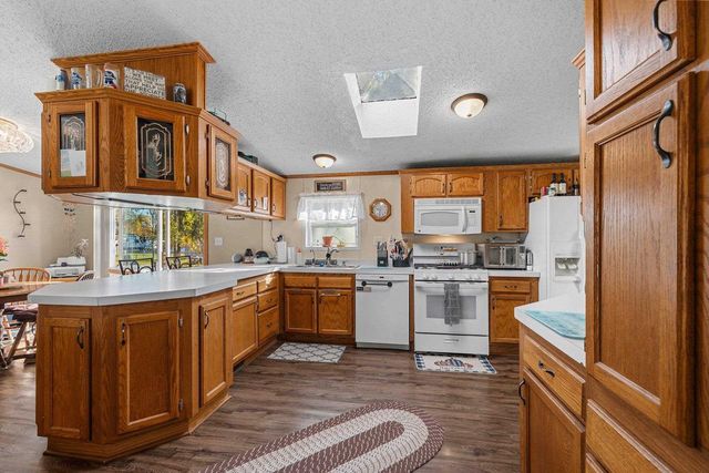 1239 MELISSA BOULEVARD, Little Suamico, WI 54141