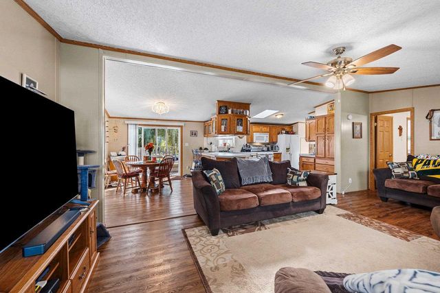 1239 MELISSA BOULEVARD, Little Suamico, WI 54141