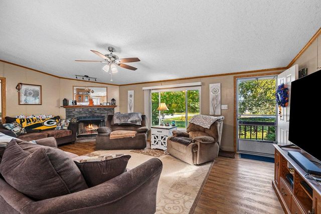 1239 MELISSA BOULEVARD, Little Suamico, WI 54141